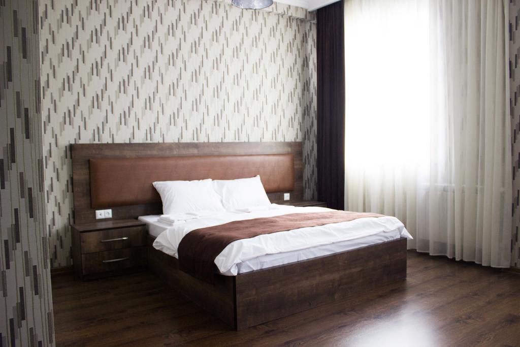 Green Hotel Batumi Rom bilde