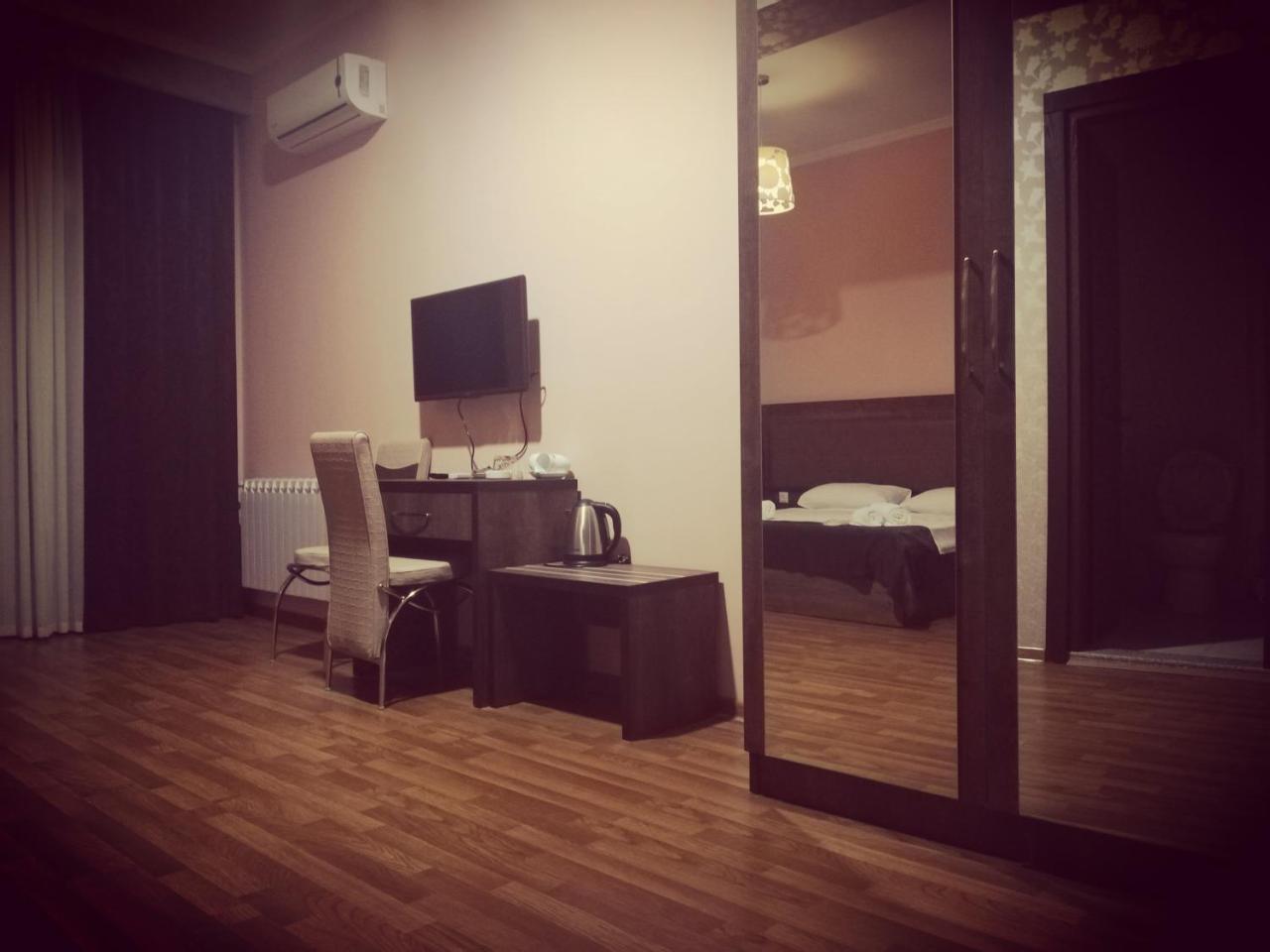 Green Hotel Batumi Eksteriør bilde