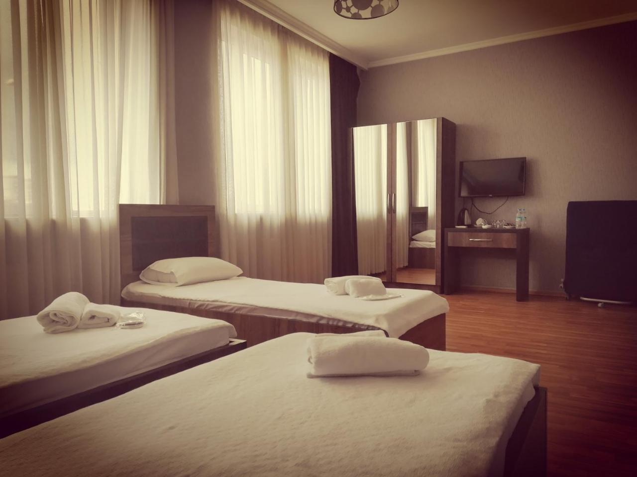 Green Hotel Batumi Eksteriør bilde