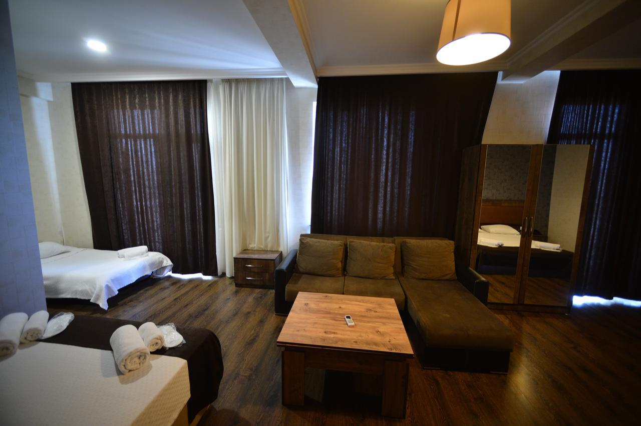 Green Hotel Batumi Eksteriør bilde